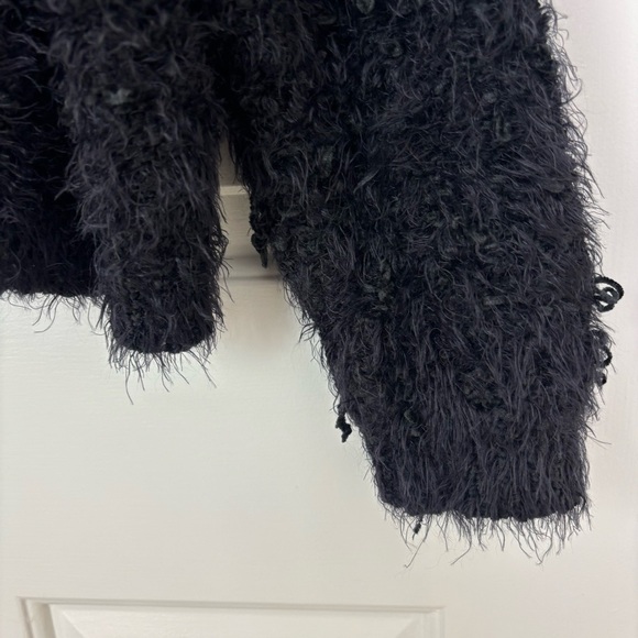 Altar’d State Black V-Neck Sweater Size Large - Picture 7 of 10